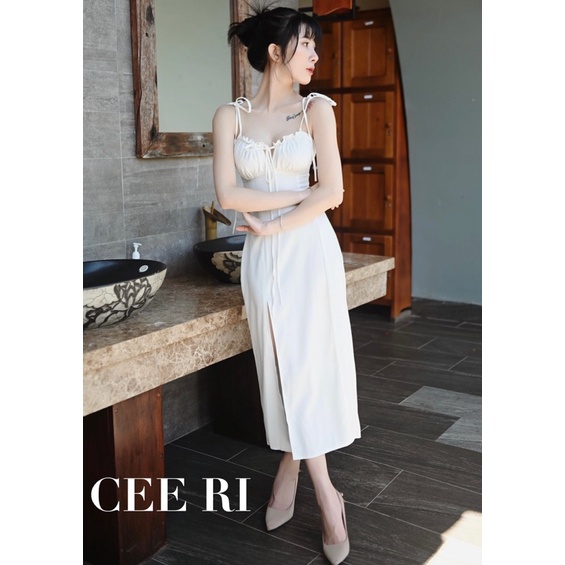 Váy lụa xẻ đùi hai dây cao cấp ( Ảnh thật - Chính chủ CEE RI )