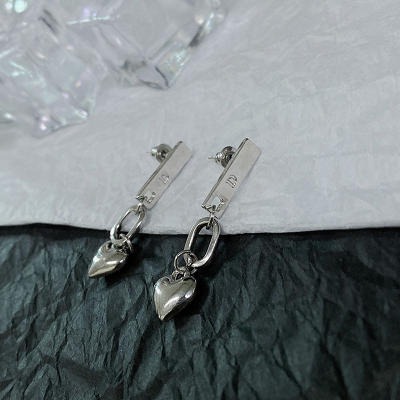 Bông tai trái tim 22619 phong cách Harajuku Nhật Hàn cá tính đơn giản độc đáo dễ phối đồ