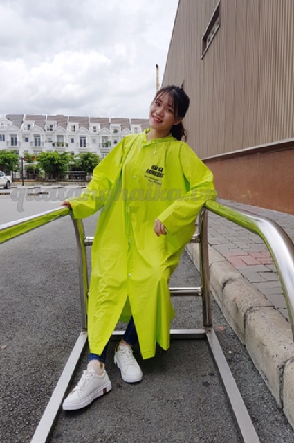 ÁO MƯA MĂNG TÔ ĐEN RAINING KILLS THỜI TRANG CÁ TÍNH PHONG CÁCH UNISEX CHẤT PVC CAO CẤP BỀN ĐẸP