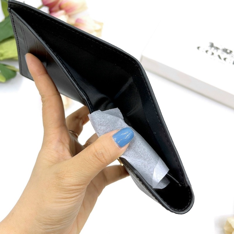 Ví Coach nhỏ nắp bì thư hoạ tiết mới