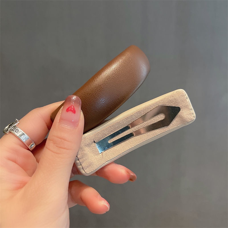 Kẹp Tóc Bằng Da Màu Trà Sữa Phong Cách Hàn Quốc