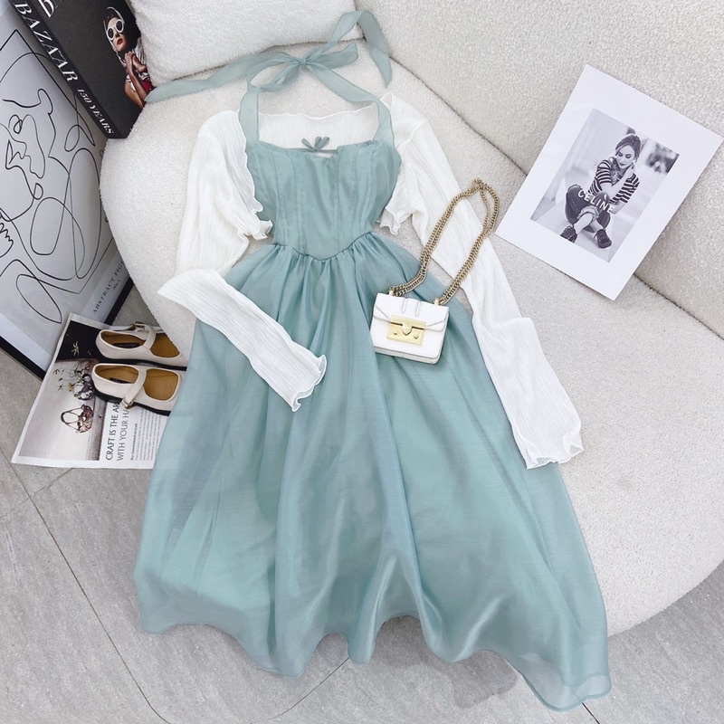 SET ĐẦM MIDI XANH DÂY CỔ YẾM BO CHUN LƯNG + ÁO KHOÁC TAY DÀI TRẮNG CROPTOP