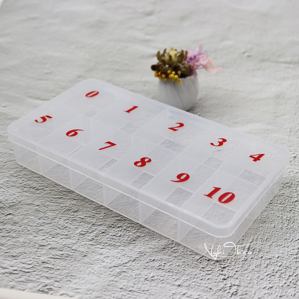 Hộp đựng móng giả nail