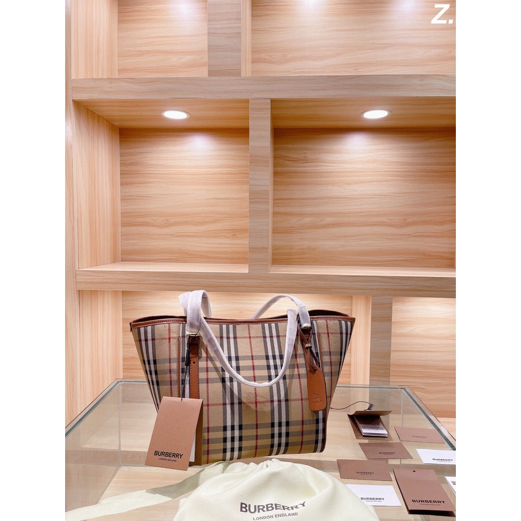 Túi Đeo Chéo Burberry Thời Trang Sang Trọng Cho Nam Nữ