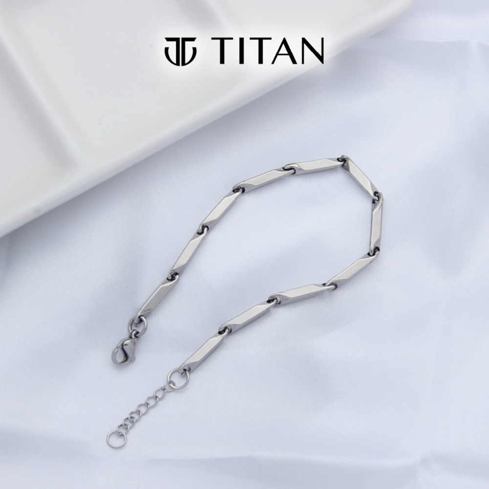 Vòng tay nam nữ sợi thanh mảnh, lắc tay titan cặp đôi đeo rất phù hợp, vòng tay Titan Shop bạc nam nữ chất liệu không gỉ