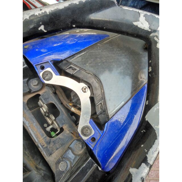 Pass chống rung đèn sau Ex 2011-2015 - dochoixemay