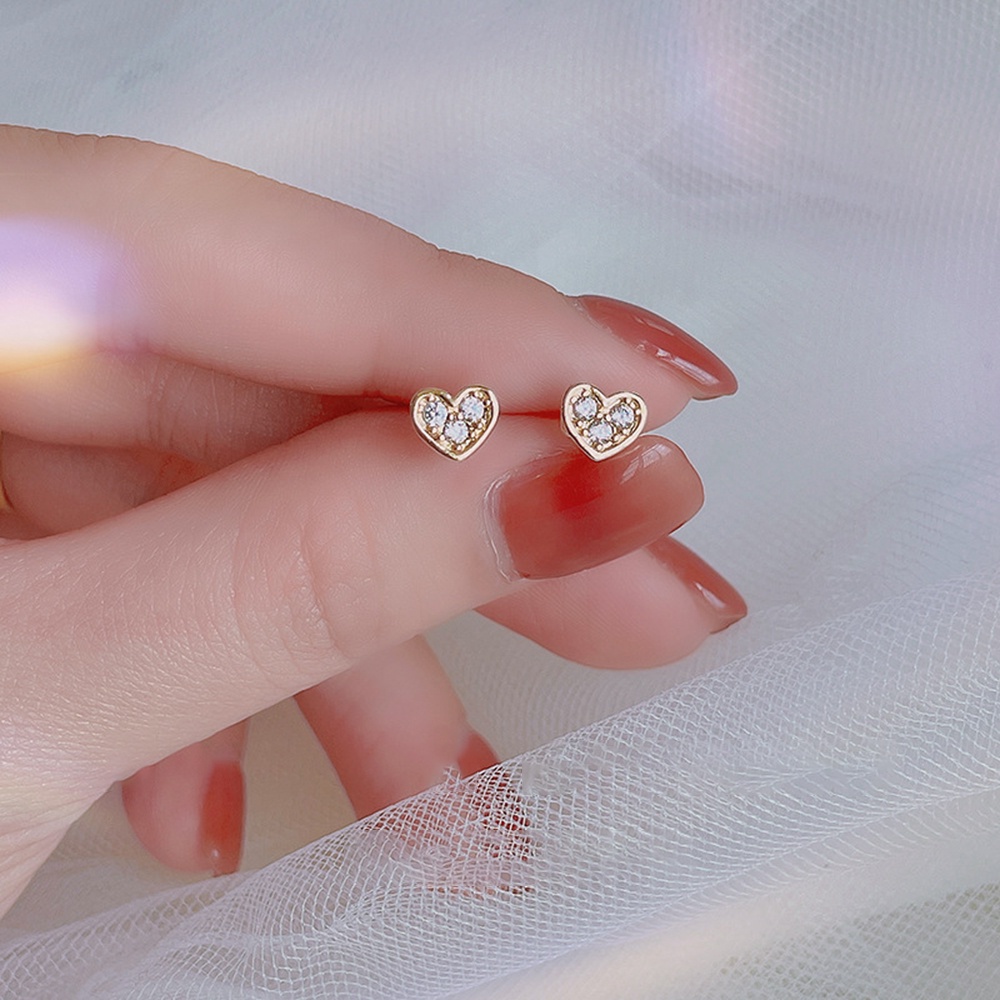 Khuyên Tai Hình Trái Tim Nhỏ Đơn Giản Thời Trang Mới Cho Nữ
