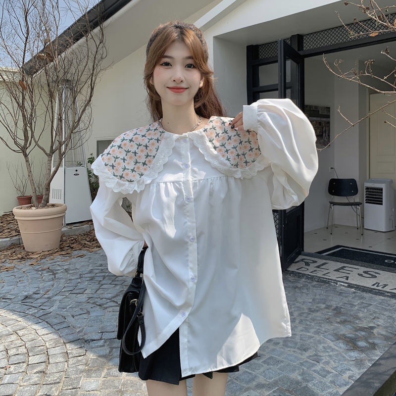 Áo Sơ Mi Trắng Dáng Rộng Cổ Búp Bê Phối Ren Hoa Xinh Xắn Phong Cách Hàn Quốc
