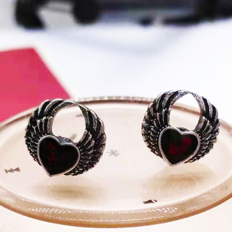 Bông Tai Hình Trái Tim Màu Đỏ Phong Cách Gothic Thời Trang Cho Nam Và Nữ