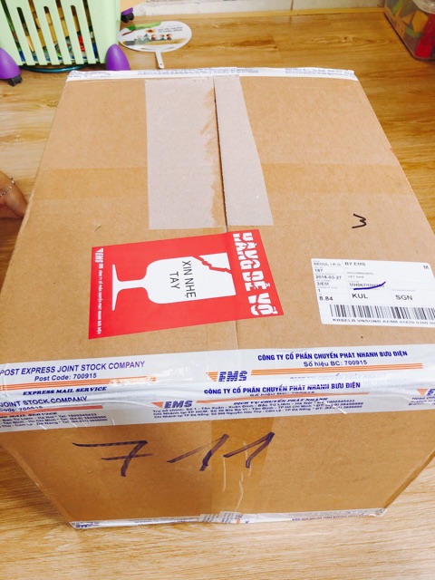 Nước hoa xịt thơm áo quần W. Dressroom Hàn Quốc