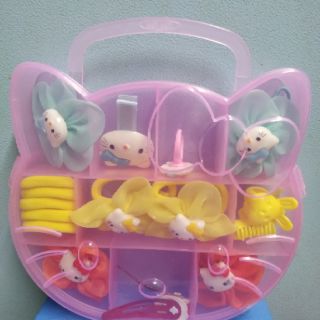 HỘP PHỤ KIỆN CỘT TÓC KITTY  BÉ GÁI ( GIAO MẪU NGẪU NHIÊN)