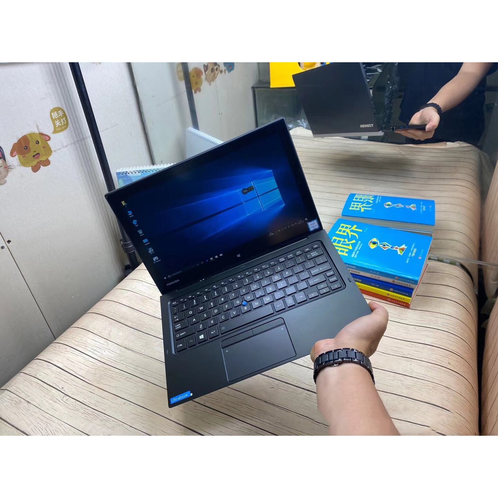 Laptop 2 trong 1 kiêm máy tính bảng Toshiba Portege Z20T / R82 Core M5, 4gb Ram, 256gb SSD, 12.5inch Full HD cảm ứng | BigBuy360 - bigbuy360.vn