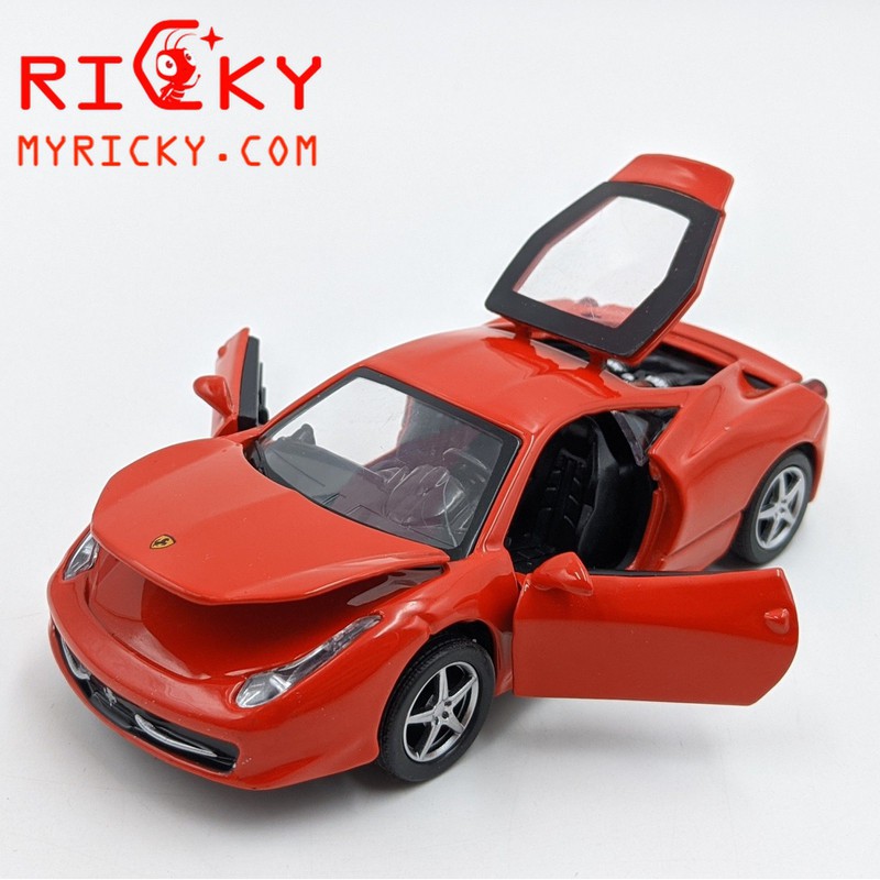 Mô hình siêu xe Ferrari 488 bằng KIM LOẠI ĐÈN + NHẠC