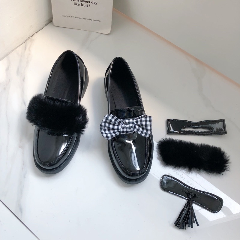 (sẵn - lẻ size )Giày ulzzang da bóng tặng kèm 4 bộ phụ kiện -(ảnh thật ở cuối)