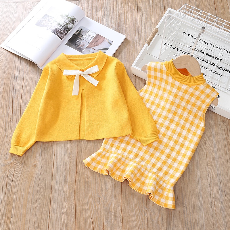 🌞 Set 2 món 🌞 Váy len vàng retro bé gái dễ thương