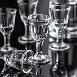 Set bình chia và ly r ượu