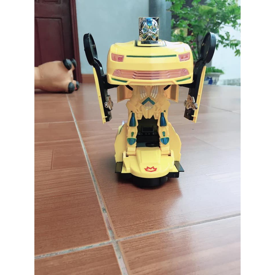 (Đồ chơi trẻ em) Ô TÔ BIẾN HÌNH THÀNH ROBOT