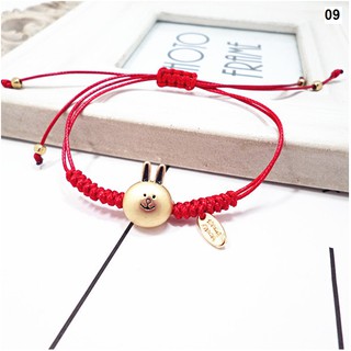 Dây đỏ đeo tay may mắn dễ thương