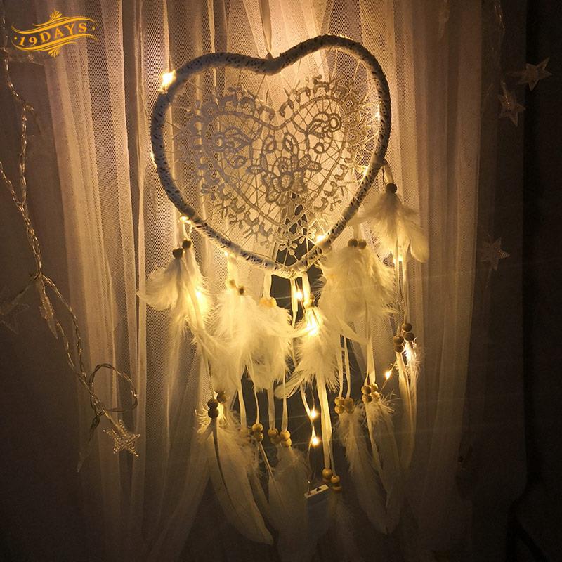 Chuông gió đèn LED hình trái tim cổ điển
