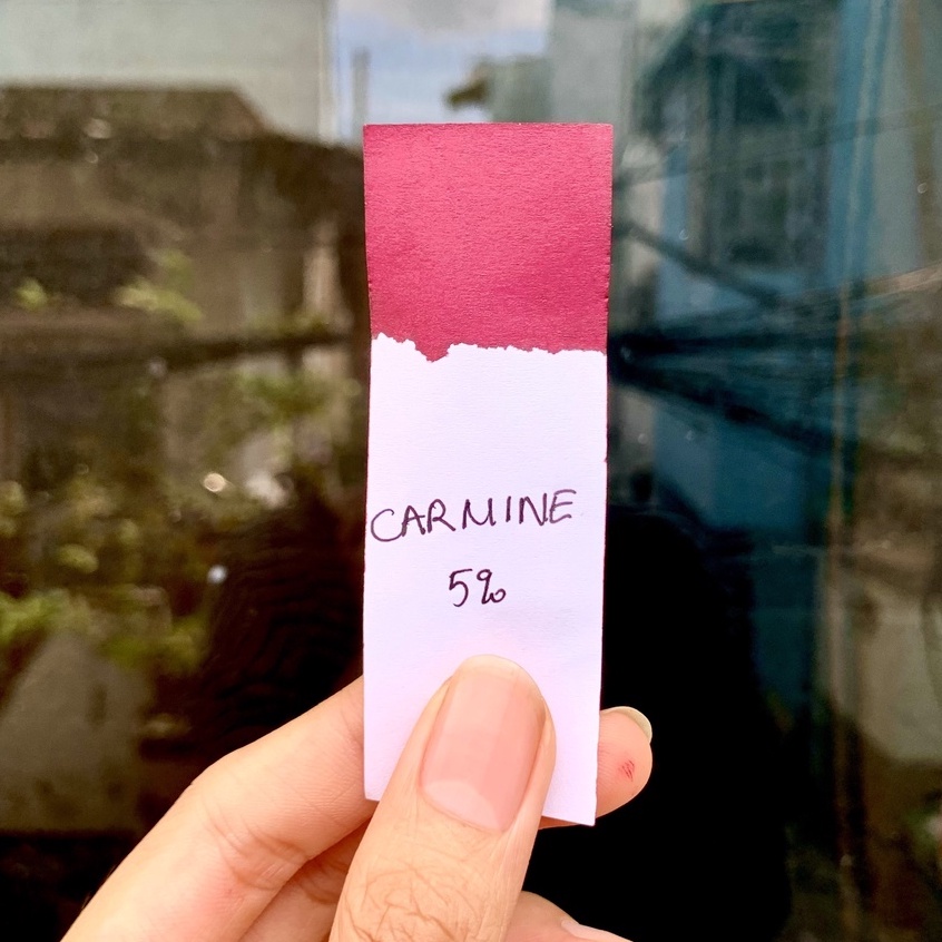 Màu đỏ Carmine 5% dùng tạo màu hồng đỏ cho xúc xích, lạp xưởng, pate, thịt nguội, jambon