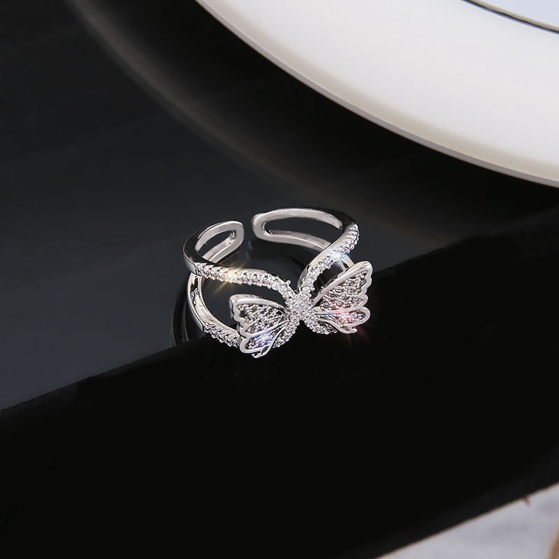 Nhẫn Hình Bướm Rỗng Phong Cách Retro 23510 Dành Cho Nữ