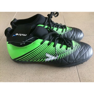 Giày Bóng Đá Mitre 161110