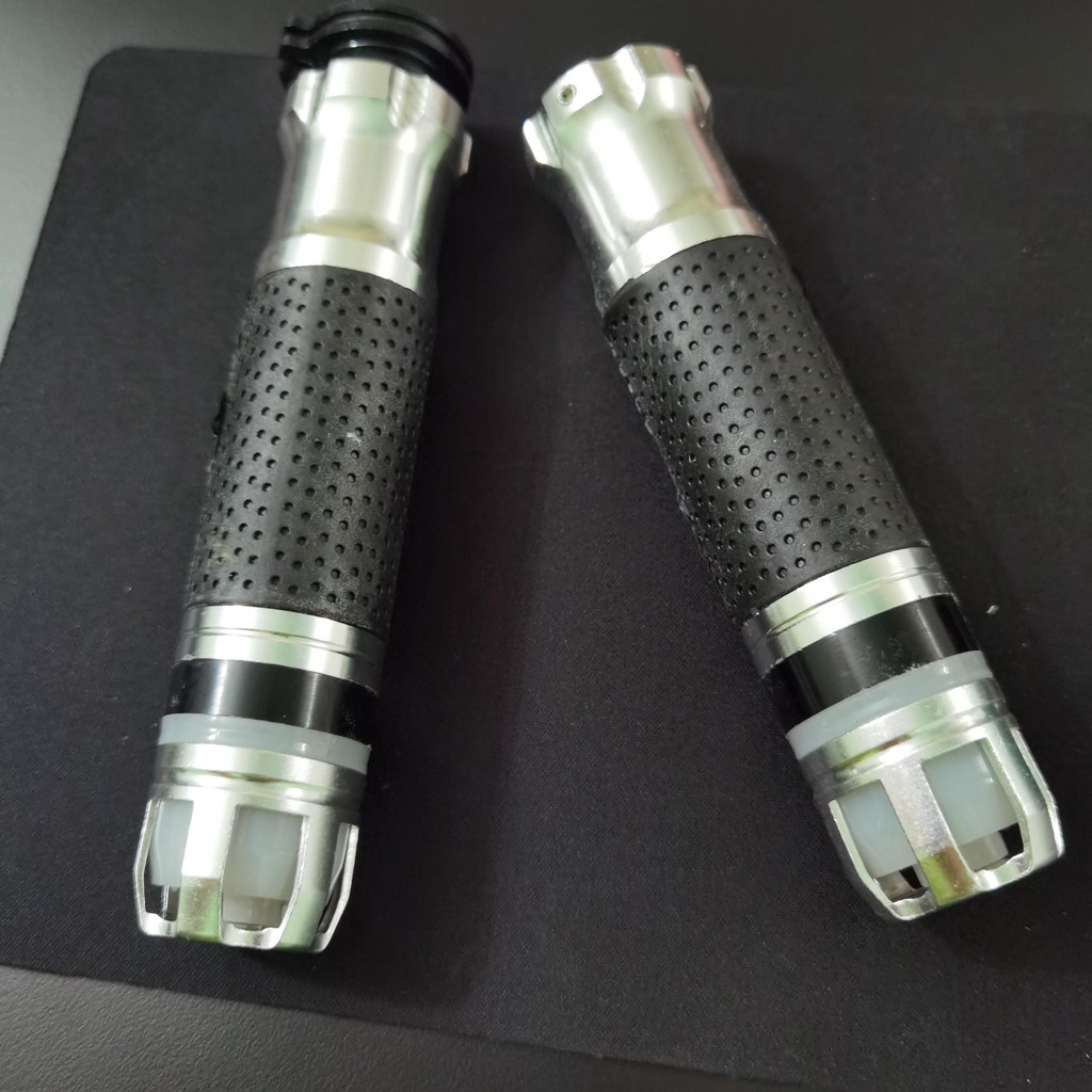 Bao tay xe máy gù xoay Rizoma nhôm CNC - 1 Cặp, bao tay phong cách