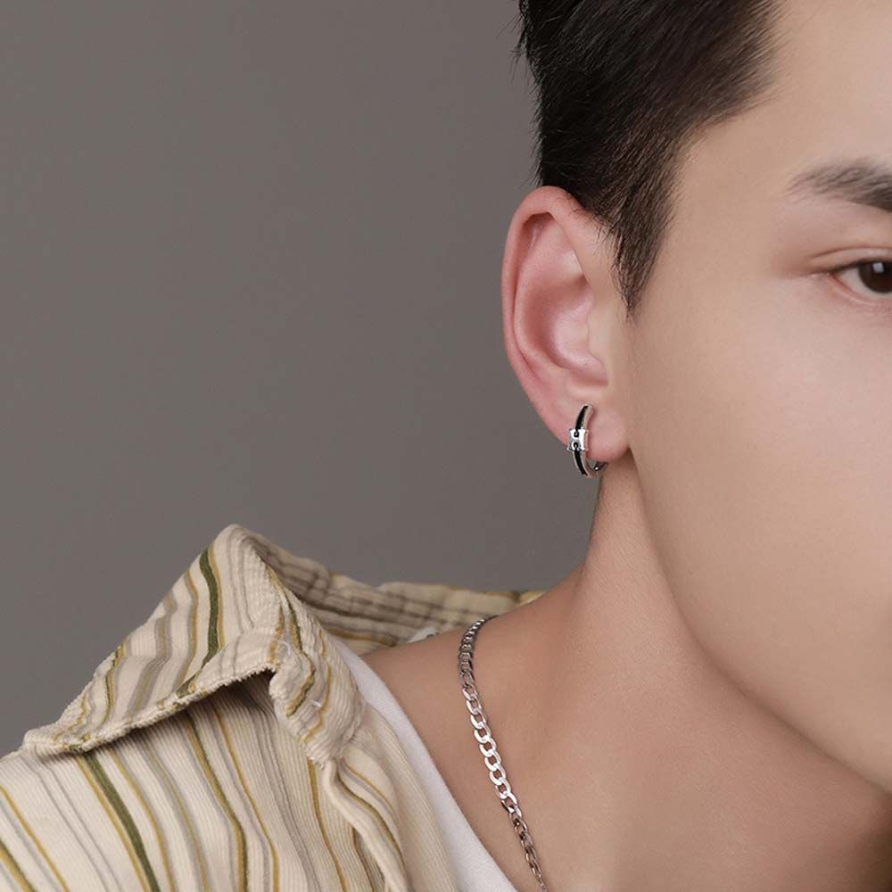 Khuyên tai dạng vòng đính chữ H đơn giản cá tính sang trọng cho nam