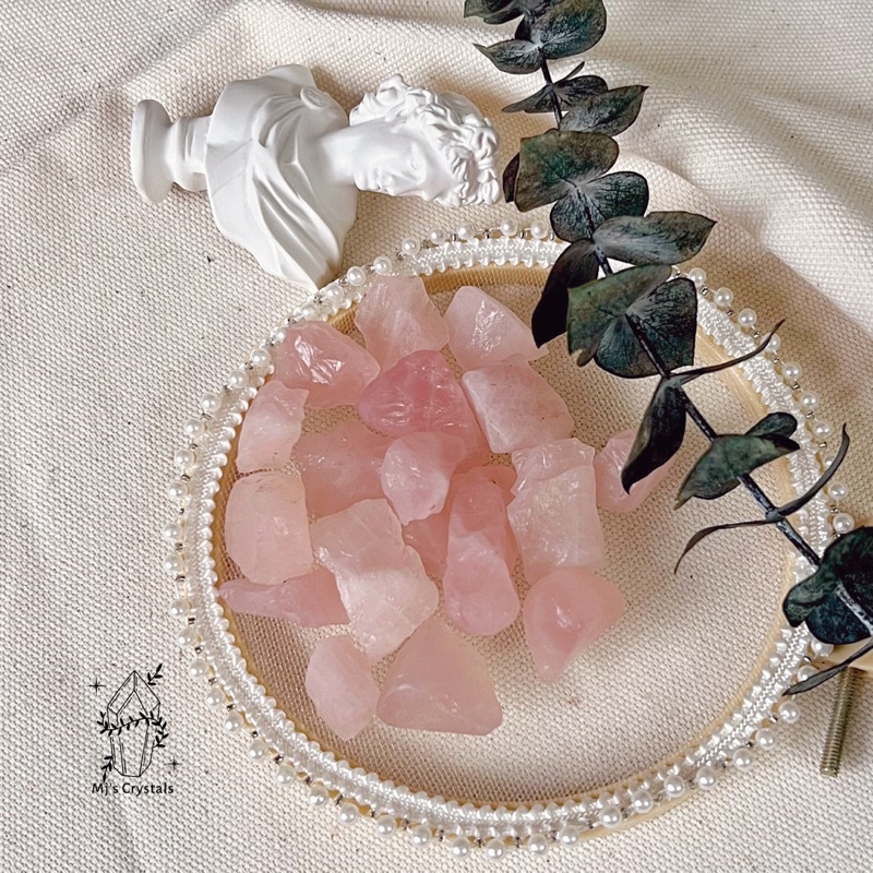 Đá thô Rose Quartz Brazil màu hồng đẹp  dùng sưu tầm, làm handmade, Reiki, thanh tẩy, thiền định
