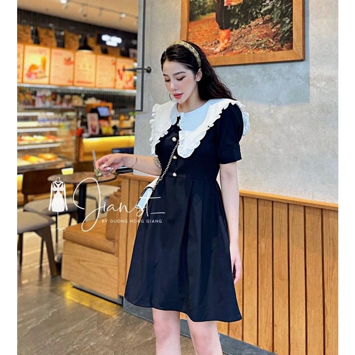 Váy cổ bèo dáng xoè đính khuy
