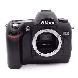 Máy ảnh nikon d70s + lens theo máy