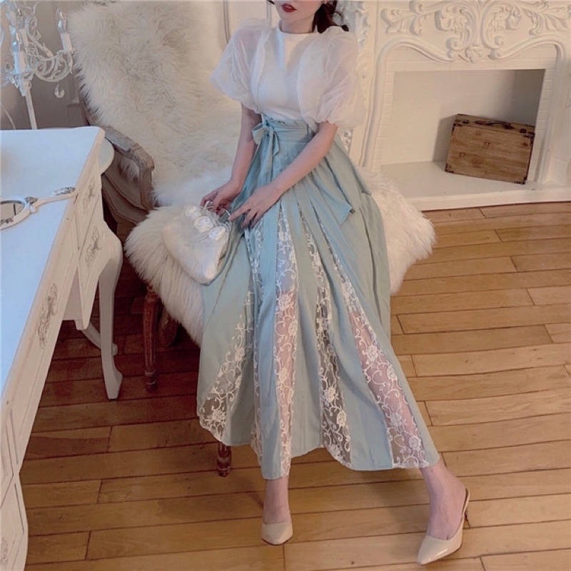 set đi tiệc cưới áo tiểu thư trắng cổ tròn cao tay voan phồng ngắn chân váy dài xoè phối ren thắt nơ