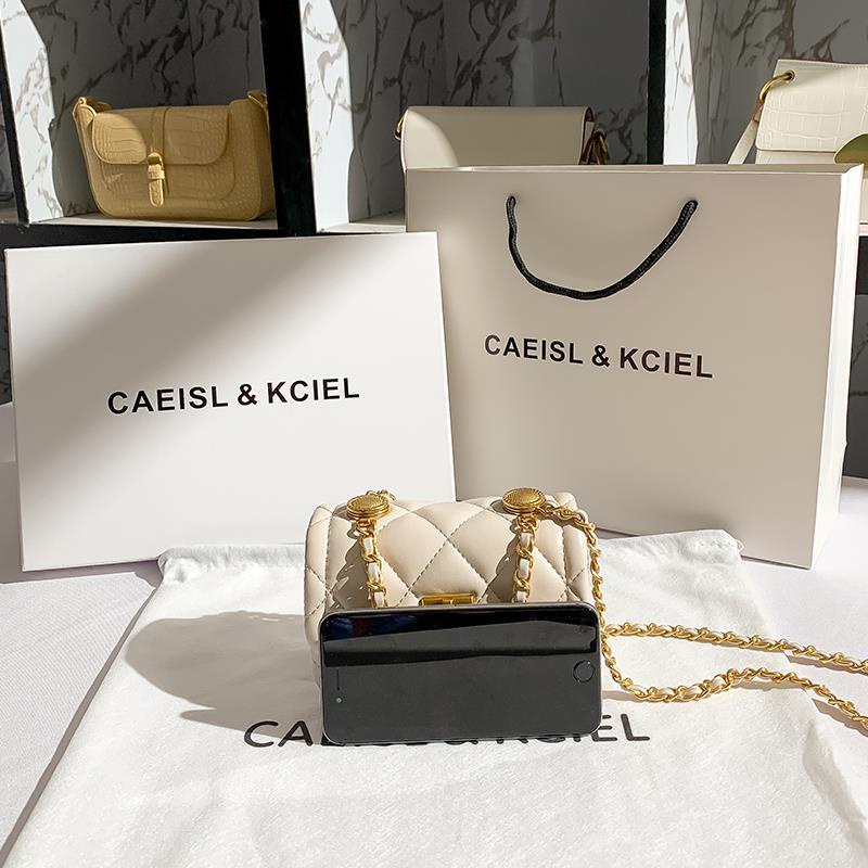 Túi Đeo Chéo Đính Đá Phối Dây Xích Thời Trang Mùa Xuân Mới 2022