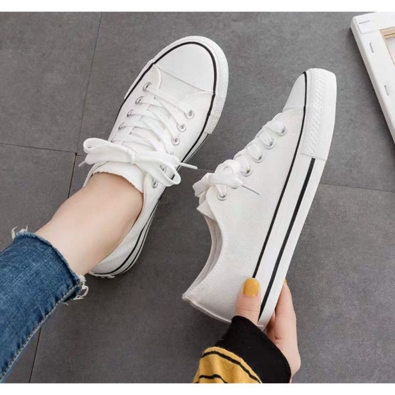 giày thể thao cổ thấp DHS
