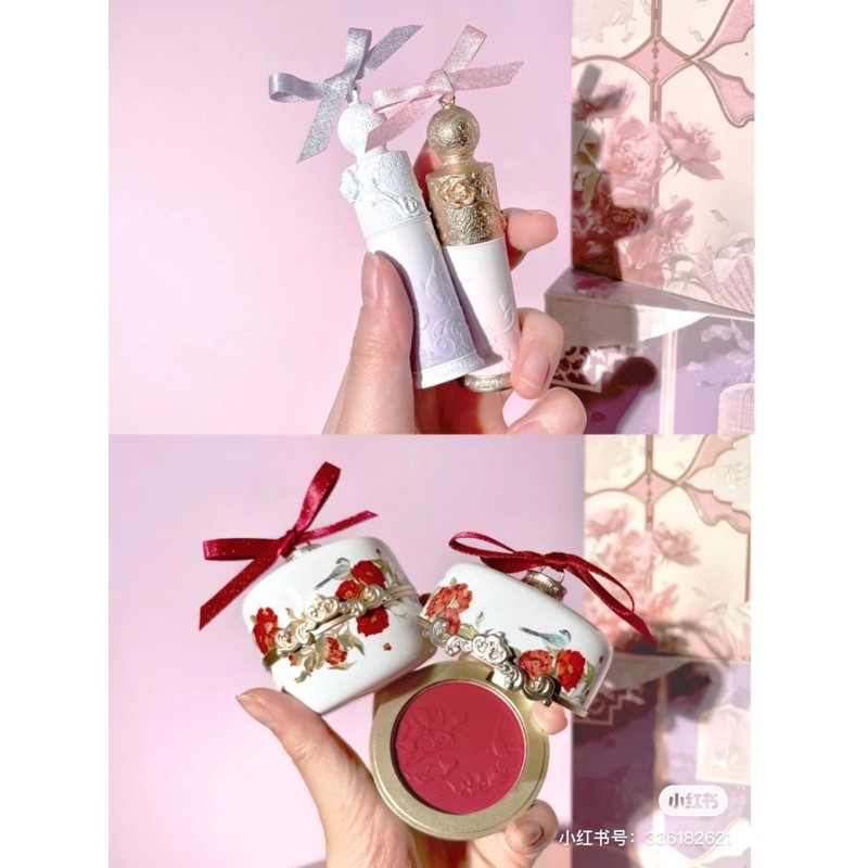 Có sẵn - son môi Hoa Thần Flower Knows