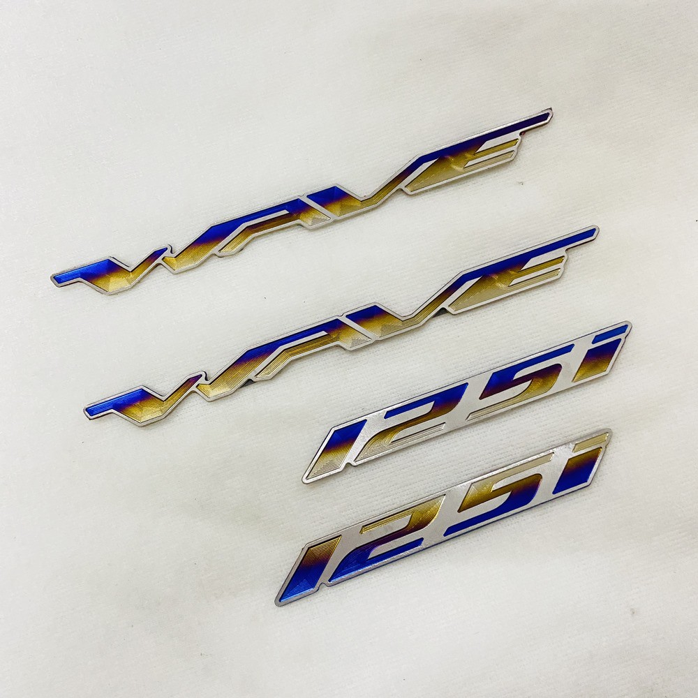 (Chuyên tem xe máy) COMBO cặp tem tên chữ xe máy và cặp tem chữ 125i chất liệu TITAN, keo dán 3M chắc chắn dán trangtri