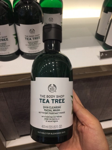 Sữa rửa mặt The Body Shop Tea Tree Skin Clearing Facial Wash 60ml