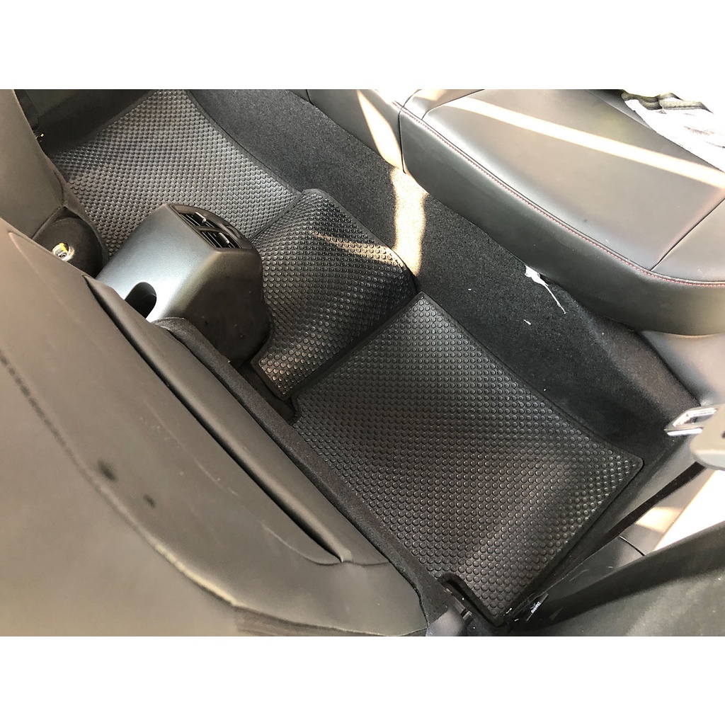 Thảm Lót Sàn Ô Tô KATA Cao Cấp Cho Xe Hyundai i10  - Không mùi, Không ẩm mốc, Dễ dàng vệ sinh