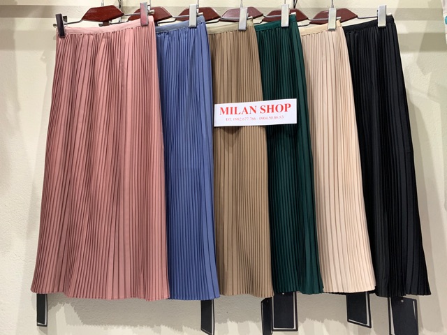 Chân váy xếp li dáng dài style Hàn | BigBuy360 - bigbuy360.vn