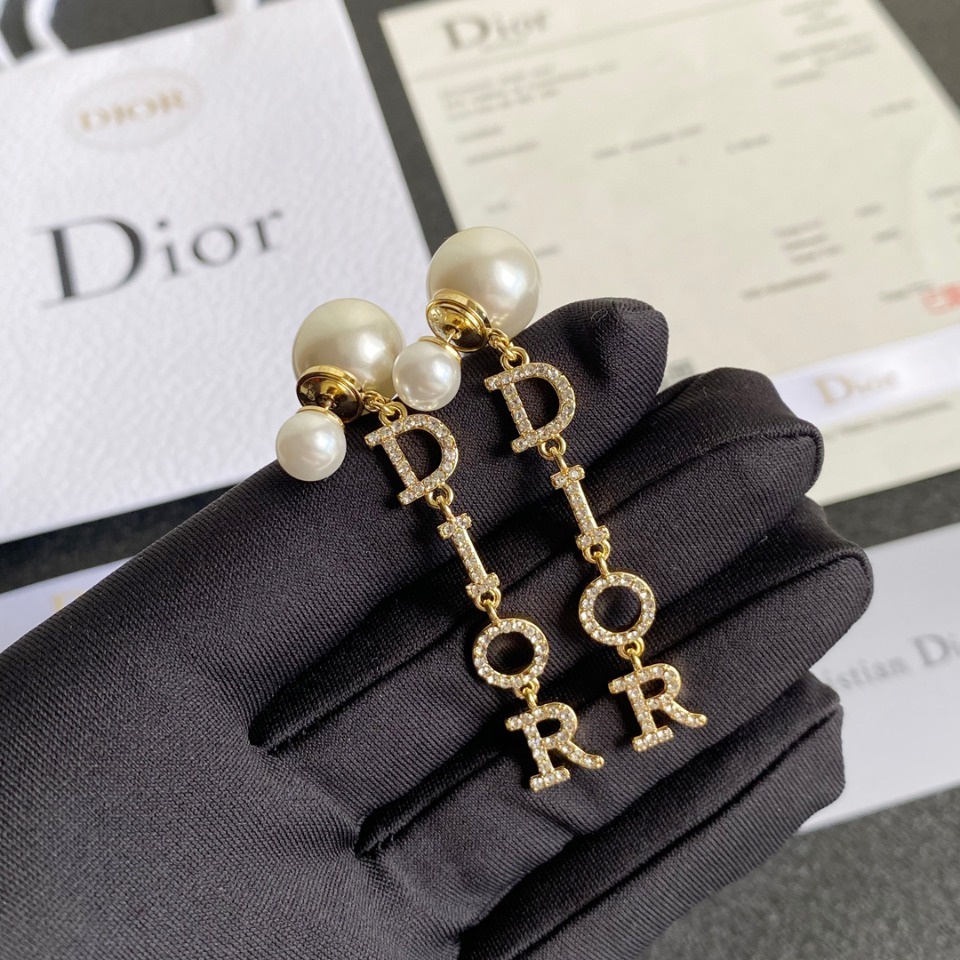 Khuyên Tai Tròn Khắc Chữ Dior Bằng Thép Titanium Thời Trang Cho Nữ