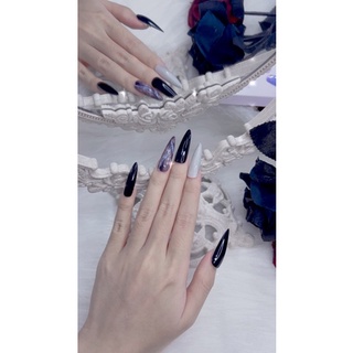 Nailbox thiết kế sang chảnh màu đen