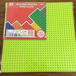 Bảng ghép hình lego