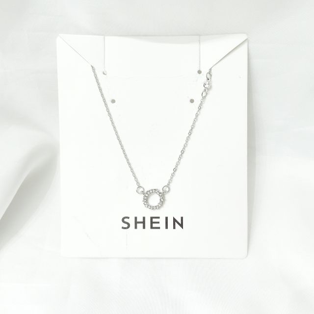 Khuyên tròn đá nhân tạo