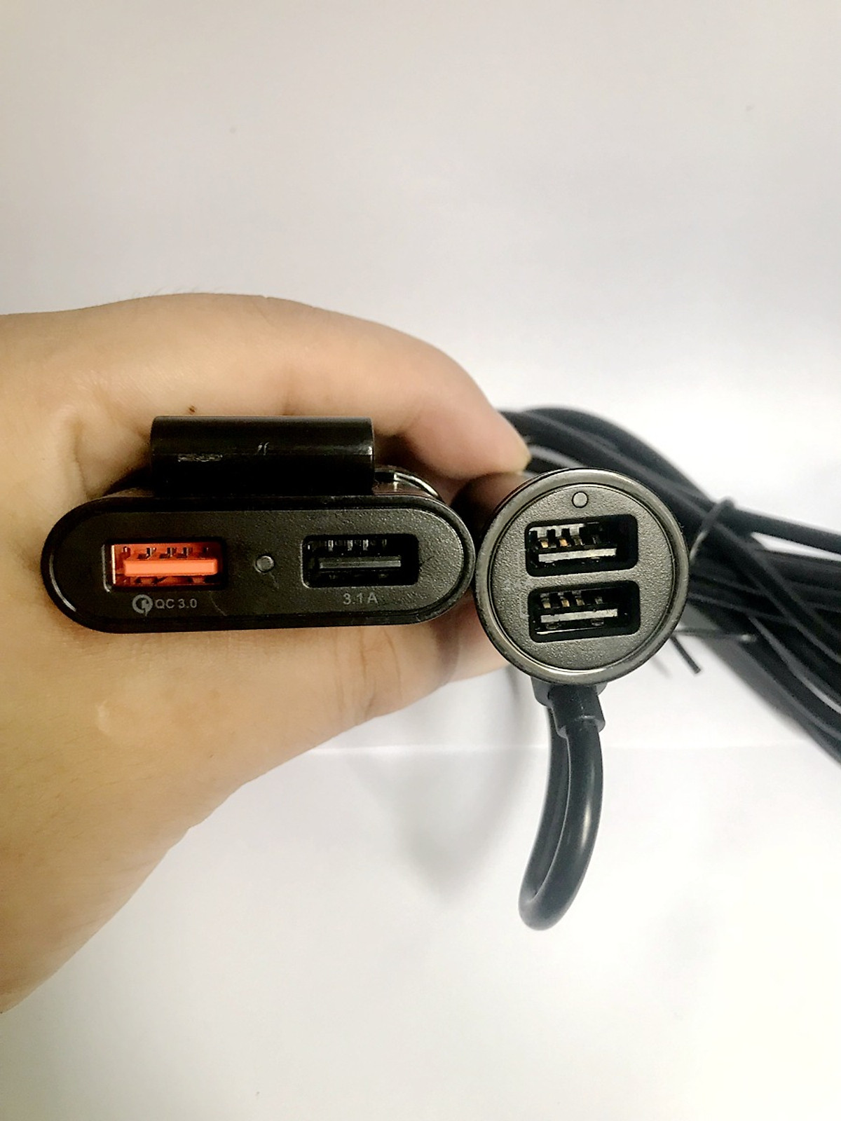 Mua Ngay Tẩu Sạc Xe Hơi 4 cổng USB (Hỗ Trợ Sạc Nhanh)