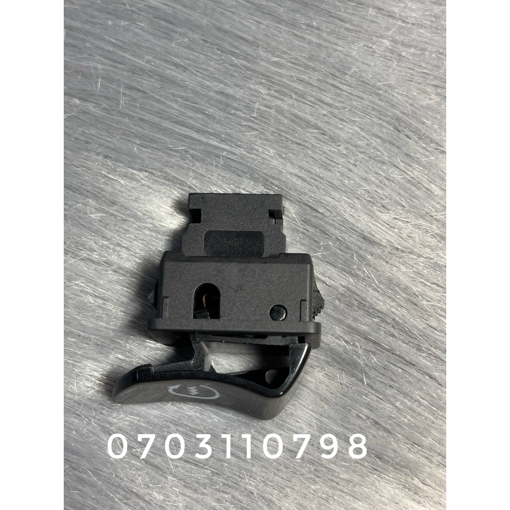 Công tắc đề xe máy màu đỏ