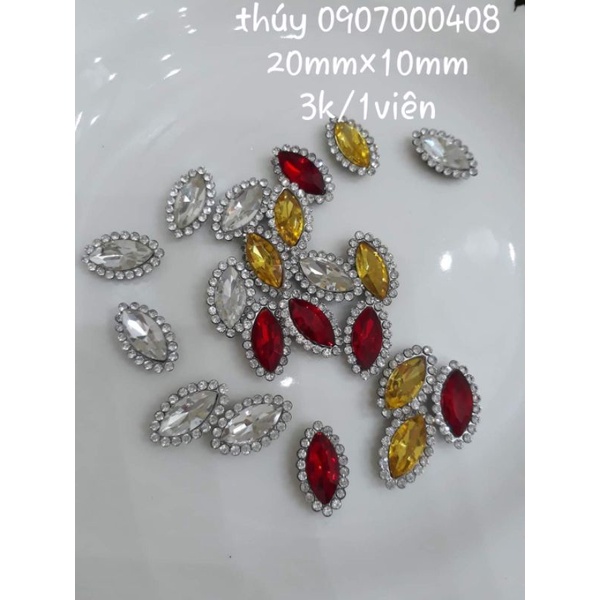 Hạt lá me viền xoàn đính kết áo