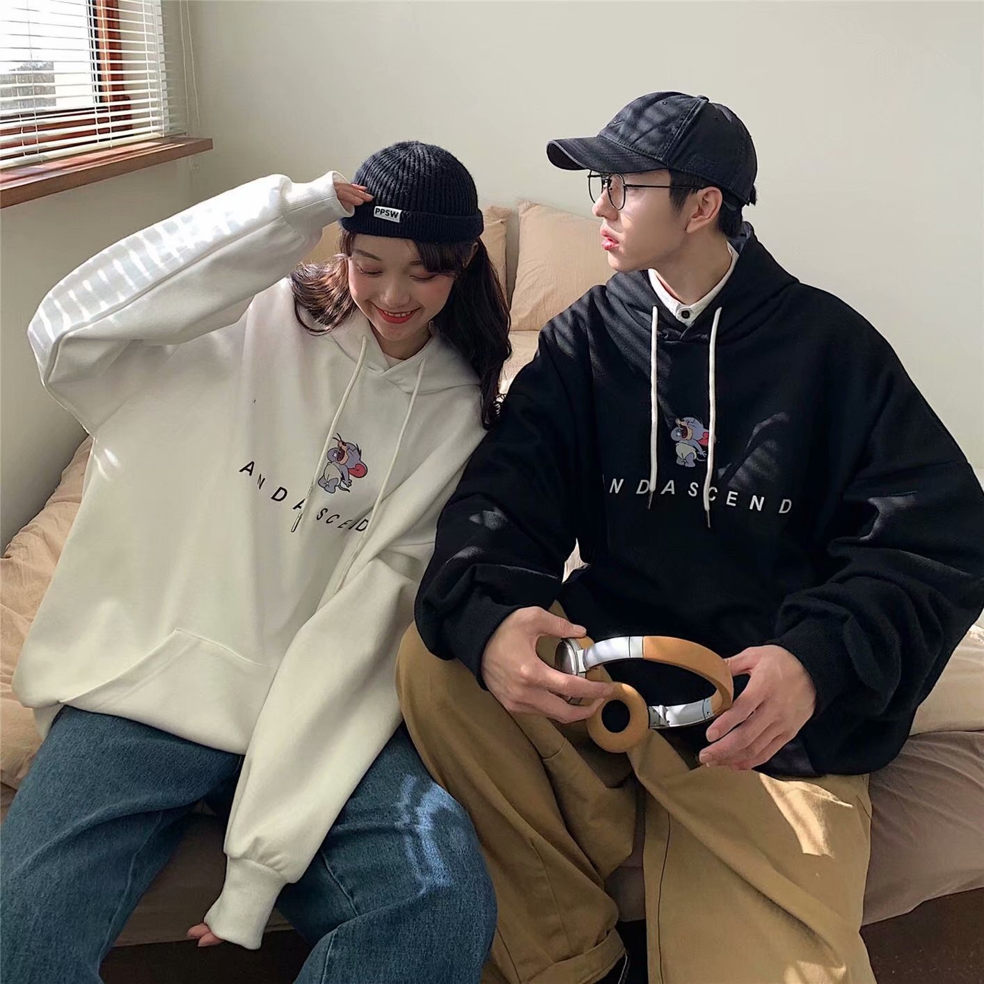  Áo Hoodie Dáng Rộng Thời Trang Năng Động Cho Cặp Đôi | BigBuy360 - bigbuy360.vn