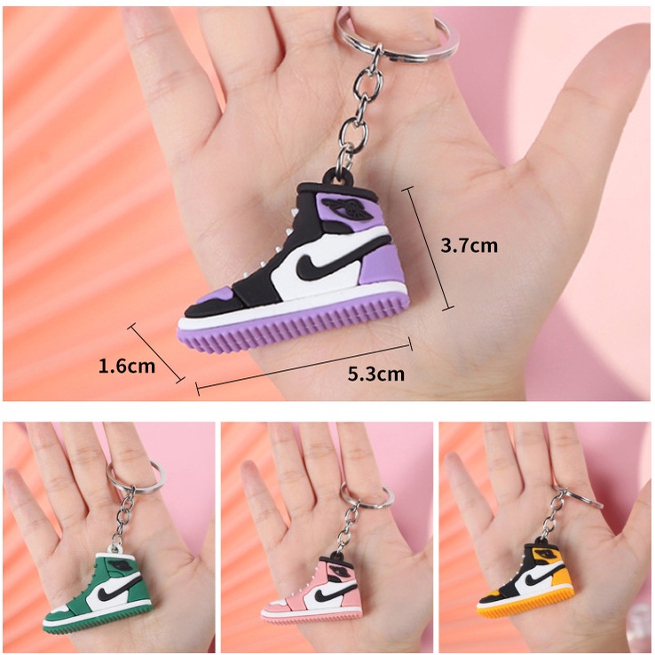 Móc Khóa Hình Giày Sneaker Ba Chiều