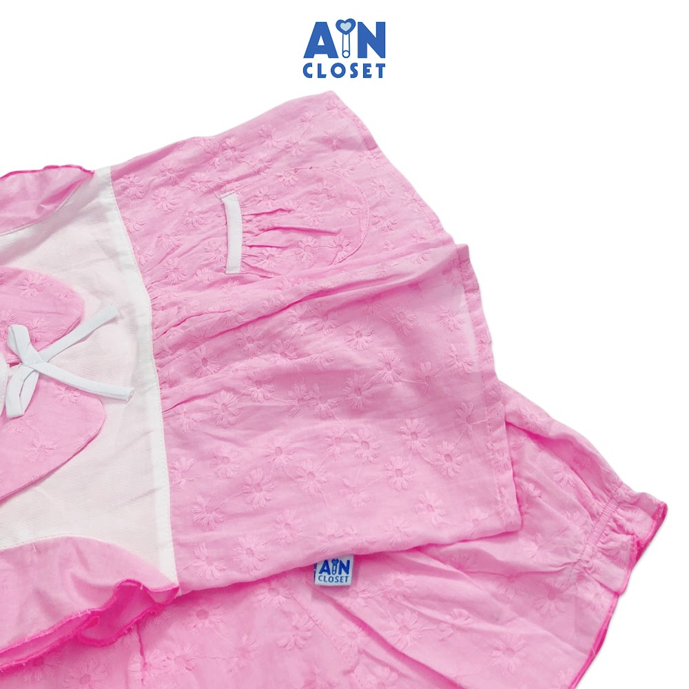 Bộ quần áo ngắn bé gái họa tiết Hoa cúc hồng thêu cotton boi AICDBGHYPLYB AIN Closet