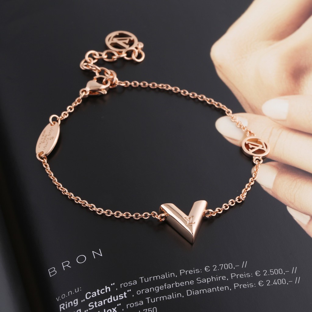Vòng Tay Thép Titan Không Gỉ Mạ Vàng Hồng 18k Chữ V Đơn Giản Thời Trang Dành Cho Nữ